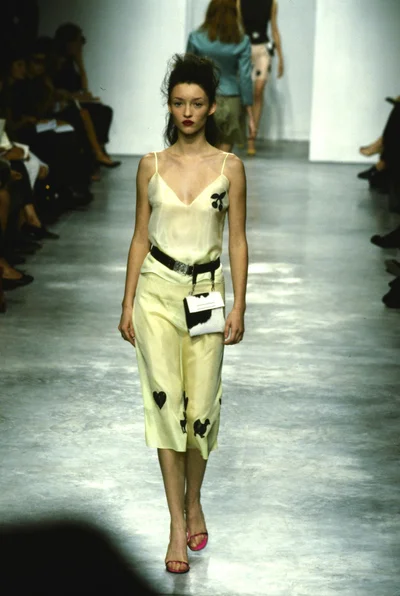 Look 10